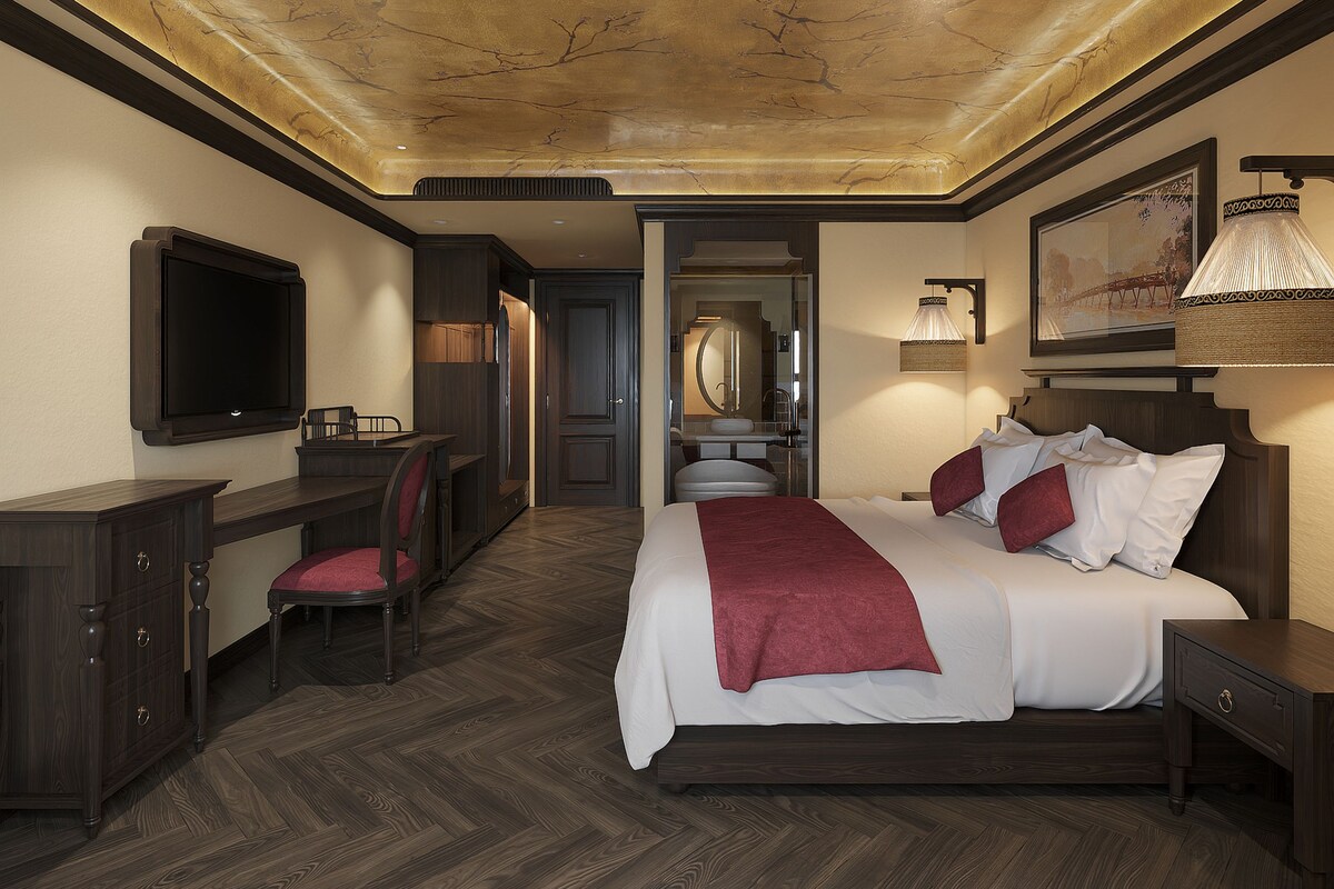 Deluxe King Room