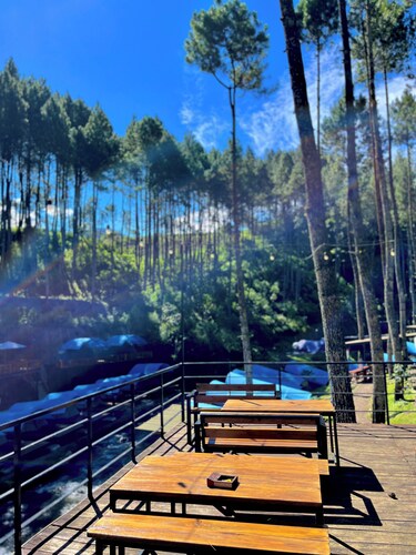 Batupineus Riverside