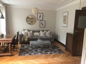 Living area - La Casa Verde B&B (Valdilana)