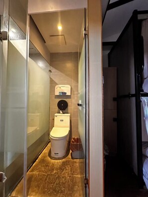 Comfort Single Room, Women only, Non Smoking | Bathroom - Bufu shaohua qingnian lüguan YouthHostel (SUZHOU)