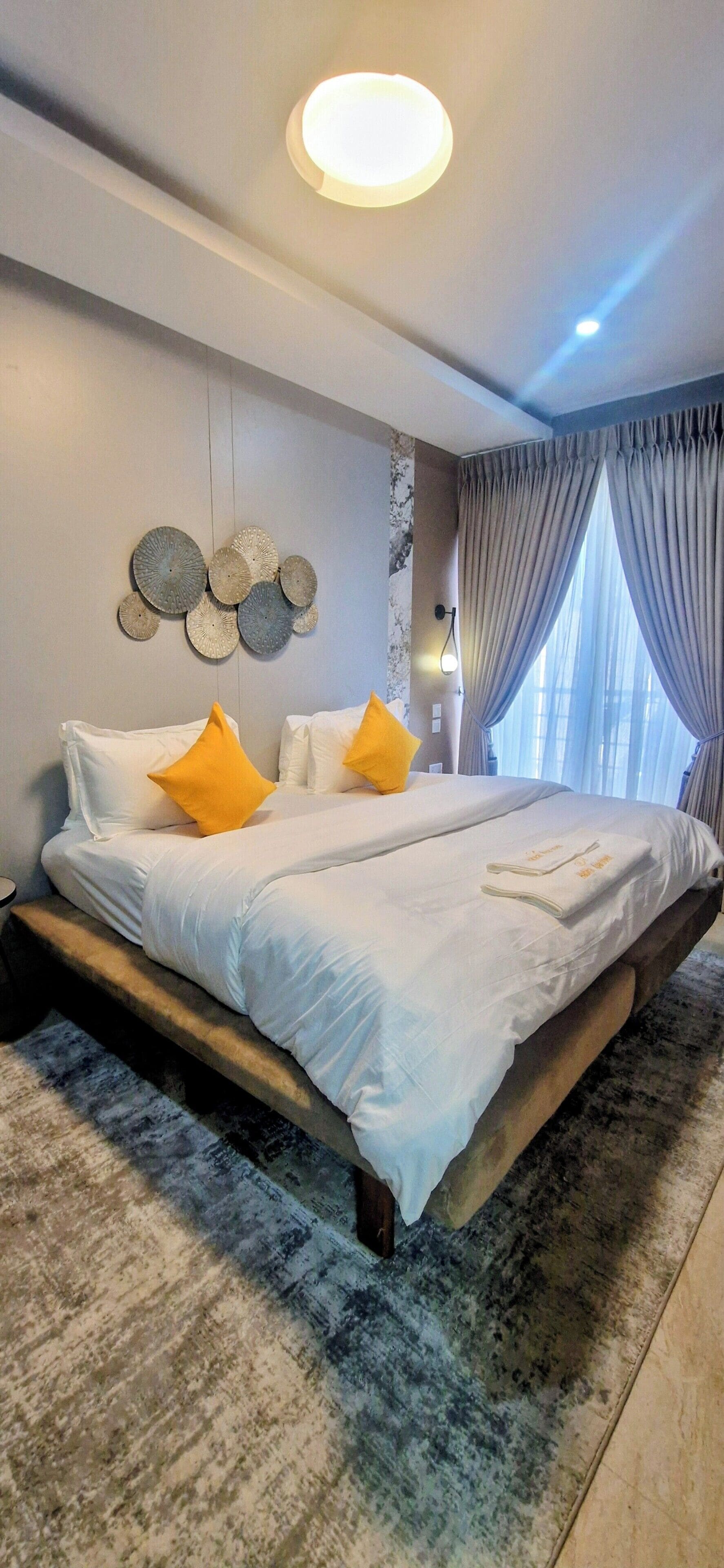 Family Apartment, Balcony, City View | Free WiFi