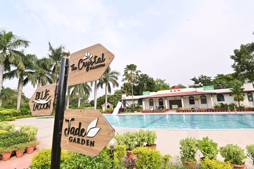 Orient Resort