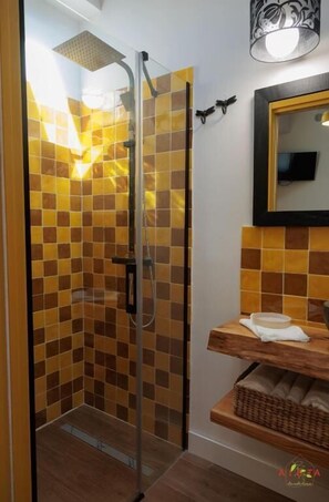 Habitación 5 - Amarillo | Kamar mandi