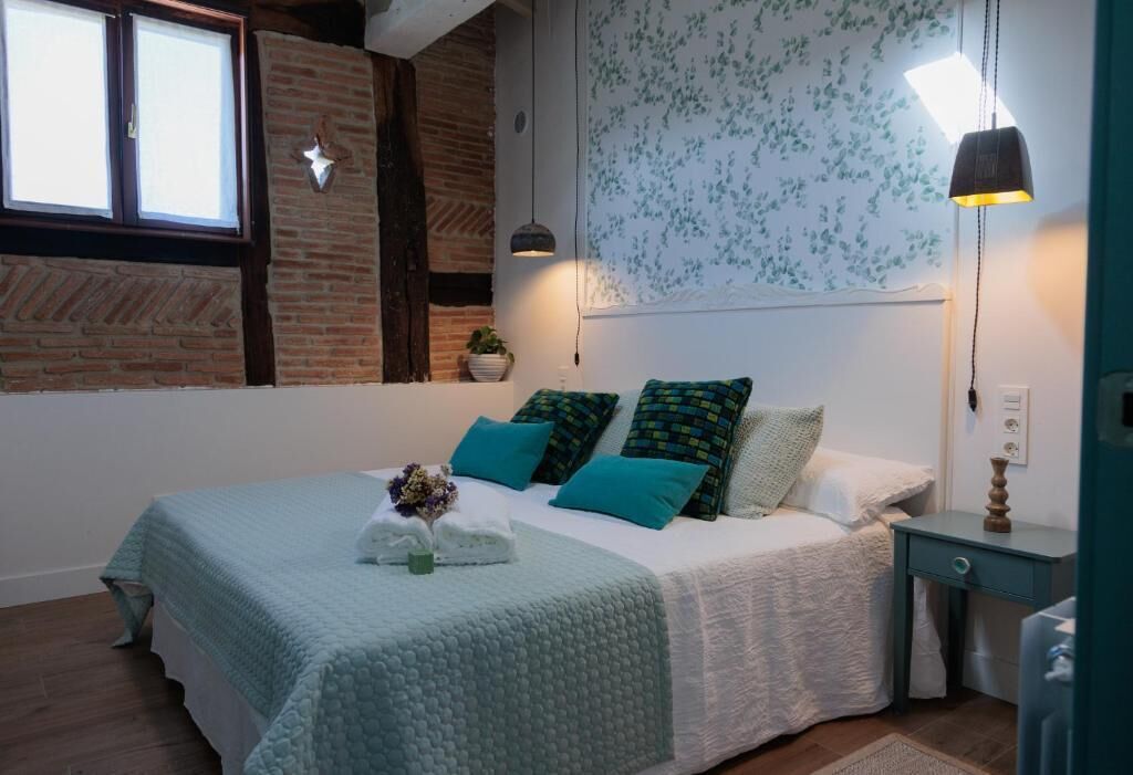 Habitación 3 - Turquesa | Tirai kedap cahaya, kedap suara, setrika/meja setrika, dan Wi-Fi gratis