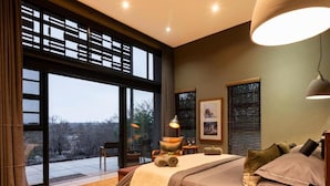Luxury Villa, River View