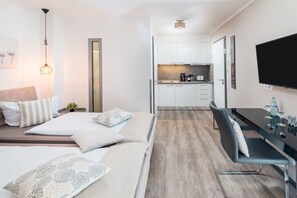 6 chambres, fer et planche à repasser, Wi-Fi gratuit, draps fournis