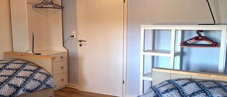 5 chambres, fer et planche à repasser, lit parapluie, Wi-Fi gratuit