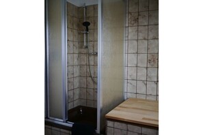 Bathroom - Holiday apartment with 1 bedroom (Handewitt)