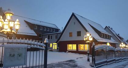FeWo Sommer in der Villa Waldrand | großer Balkon