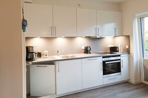 Private kitchen - Holiday apartment in Damp with swimming pool (Damp)