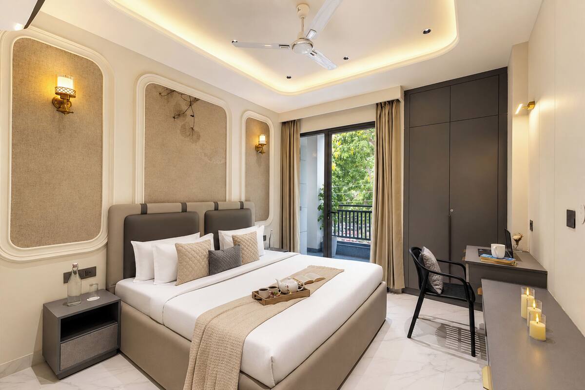 Egyptian cotton sheets, premium bedding, desk, laptop workspace
