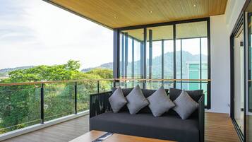 Family Villa, Garden View | Property grounds