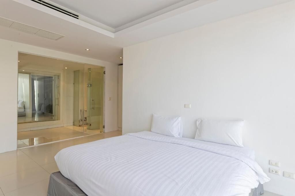 Family Villa | Desk, blackout drapes, iron/ironing board