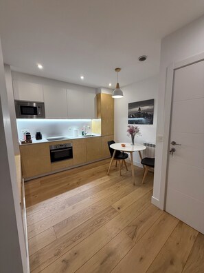Private kitchen - Dalia Apartment (Donostia / San Sebastián)