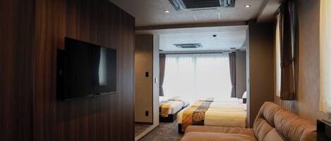 Studio Suite | Free WiFi