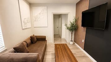 Smart TV, offices