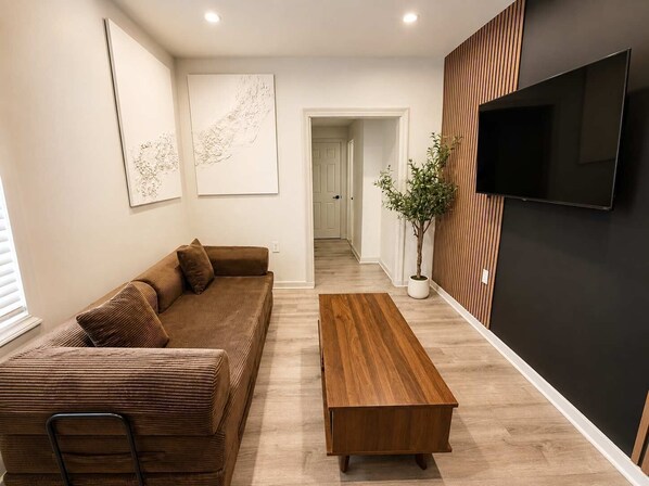 Smart TV, offices