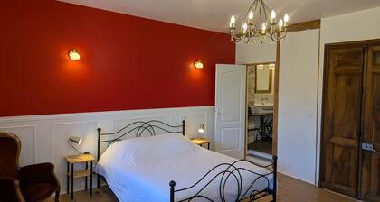 Grande chambre d'hôte confortable et élégante