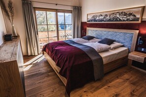 Iron/ironing board, free WiFi, bed sheets - Chalet at the Weather Cross (Reit im Winkl)