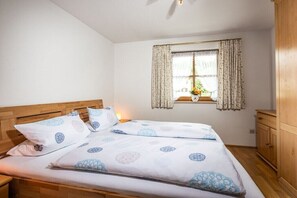 1 bedroom, iron/ironing board, free WiFi, bed sheets - Holiday apartment with 1 bedroom (Berchtesgaden)
