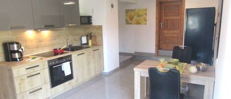Macchina per tè/caffè, frigorifero, microonde, forno