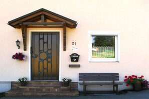 Exterior detail - Holiday apartment with 1 bedroom (Helmbrechts-Ort)