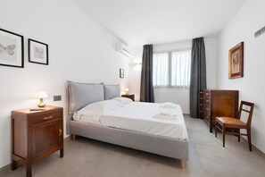 Bügeleisen/Bügelbrett, WLAN, Bettwäsche