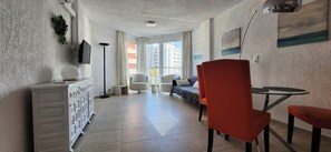 Living area - Atlantico Calpe Seafront Apartment (Calpe)