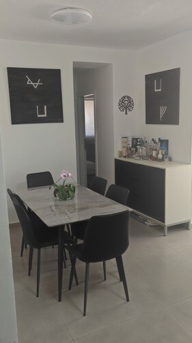 Marvelous 4-bedroom Garden apartment with private entrance in katamon
