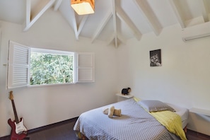 4 Schlafzimmer, Bügeleisen/Bügelbrett, Reisekinderbett, kostenloses WLAN