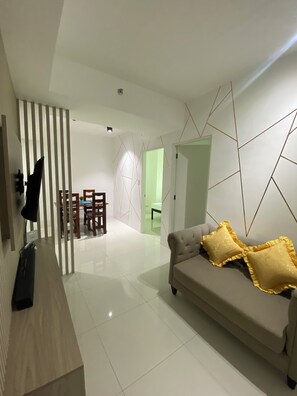 Family Suite, City View | Living area - MyHappyPlace Elements (Pasig)