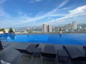Outdoor pool - MyHappyPlace Elements (Pasig)