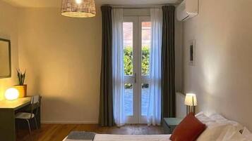 Comfort Quadruple Room, Non Smoking, Courtyard View | Desk, free WiFi, wheelchair access