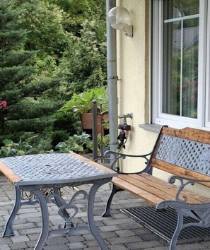 Terrace/patio - Holiday apartment in Kestert with Wi-Fi (Kestert)