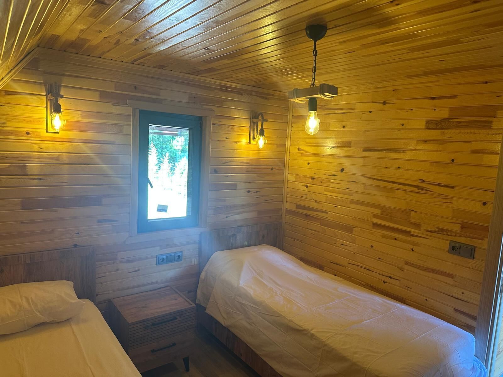 Deluxe Quadruple Room, Mountain View | Free WiFi, wheelchair access
