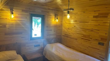 Deluxe Quadruple Room, Mountain View | Free WiFi, wheelchair access