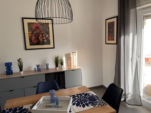 Dining - Kraichgauperle Apartment with Balcony and Wi-Fi (Östringen)