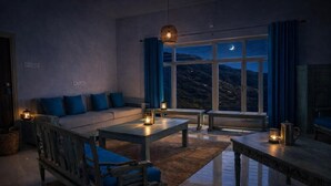 Room | Living area - Sky Mount Villa (Mount Abu)