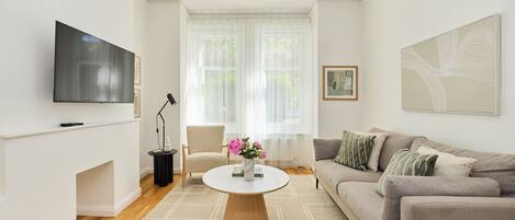 Apartment | Living area