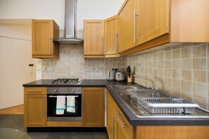 Apartment | Private kitchen - Sage Steps - Streatham Hill (London)