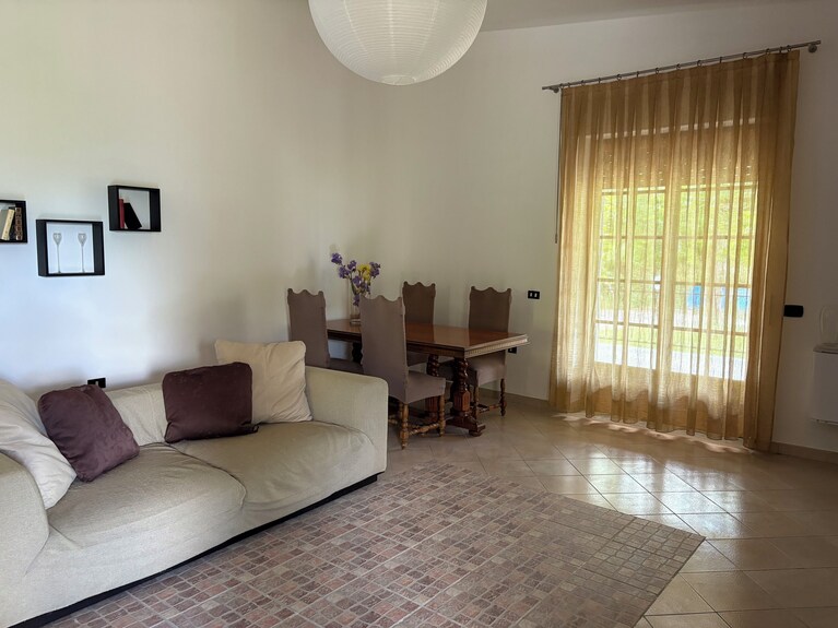 A Charming Villa Surrounded By Greenery, Just A Stone's Throw From Salerno And The Coast - Avellino
