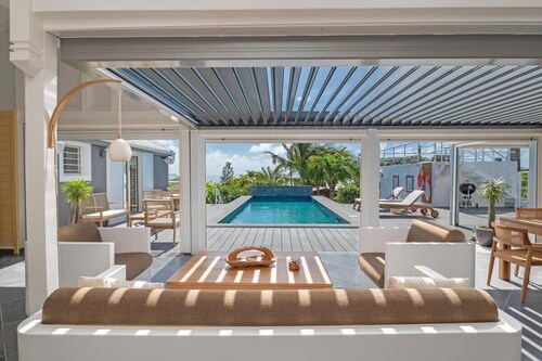 Villa Meralta – 5 Suites | Private Pool & Caribbean Sea View