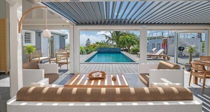 Villa Meralta – 5 Suites | Private Pool & Caribbean Sea View