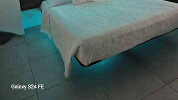 1 bedroom, iron/ironing board, Internet, bed sheets