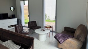 Living area - La Jonchère (LA BREE LES BAINS)