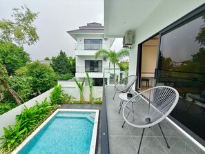 Terrace/patio - Brand new luxury pool villa in Chiang Mai, 5 bedrooms 6 bathrooms, near the City (Chang Wat Chiang Mai)