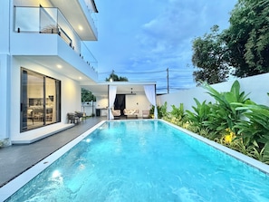 Pool - Brand new luxury pool villa in Chiang Mai, 5 bedrooms 6 bathrooms, near the City (Chang Wat Chiang Mai)
