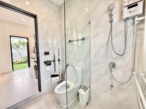 Bathroom - Brand new luxury pool villa in Chiang Mai, 5 bedrooms 6 bathrooms, near the City (Chang Wat Chiang Mai)