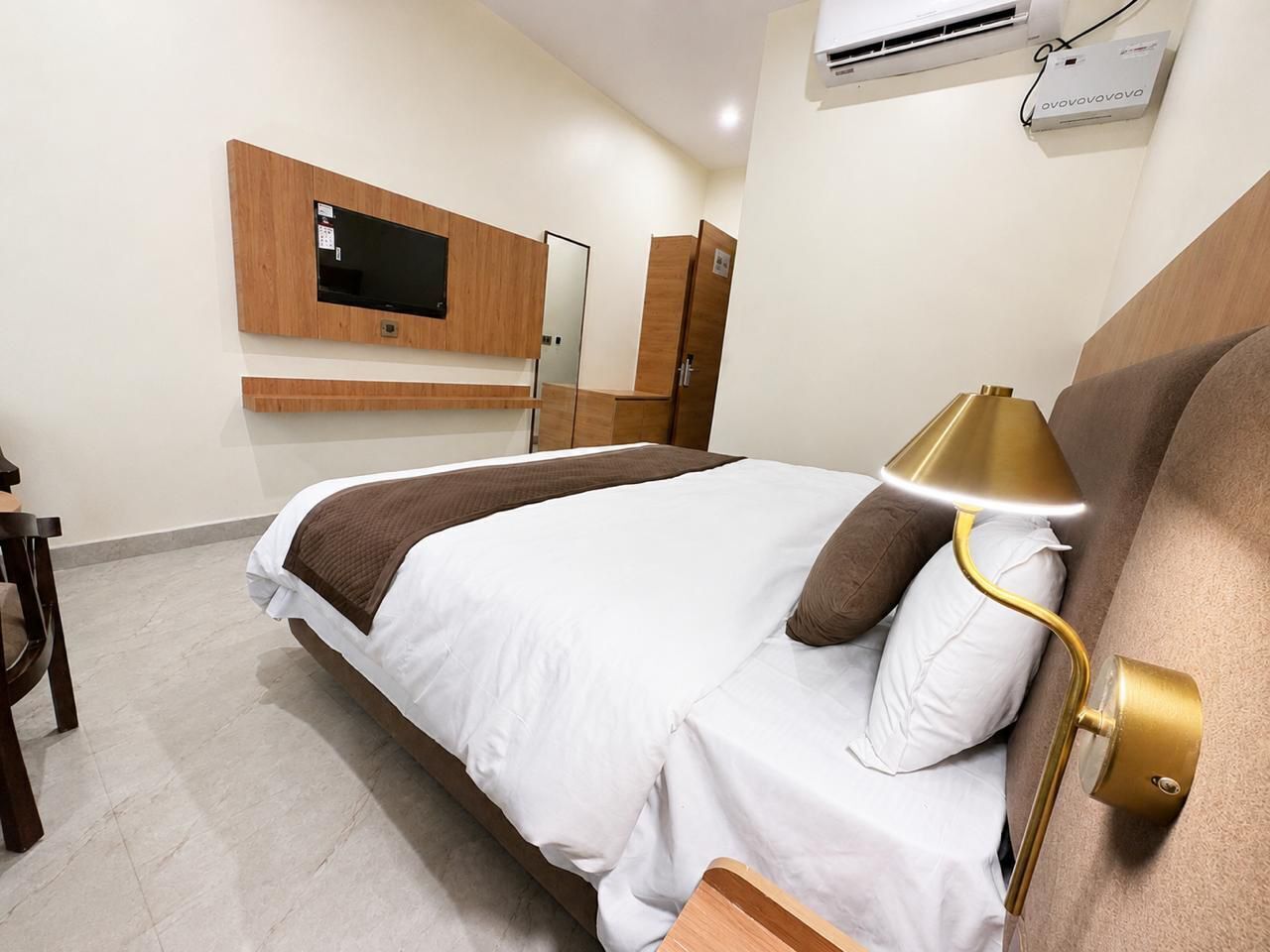 Standard Room | Desk, free WiFi