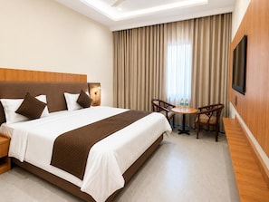 Standard Room | Desk, free WiFi - Kanta Kuteer (Barsana)